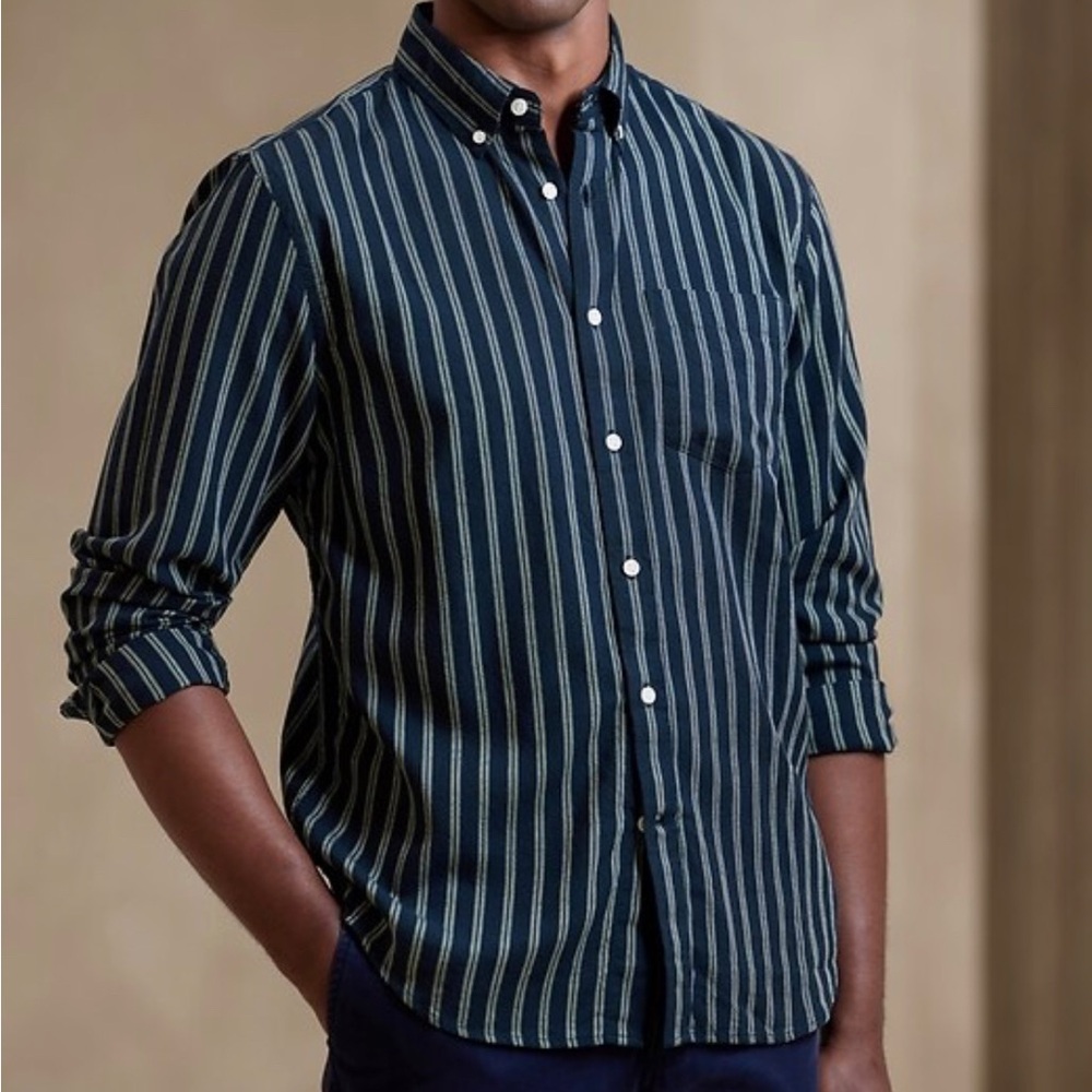Banana Republic Factory Cotton Oxford Untucked Fit Navy Blue Stripe Size Medium